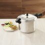 L25703-OLLA-A-PRESION-CE-ULTRA-10-LTS---02