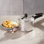 L24340-OLLA-PRESION-ESENCIAL-CI-3L-V2---02imagenAmbientada